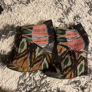 Ikat wedges - Aldo - Julian Louie limited edition